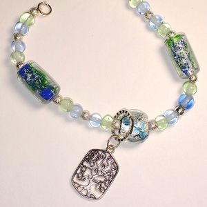 Alligator clip bracelet